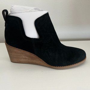 TOMS Kallie bootie black suede 7.5 NEW IN BOX